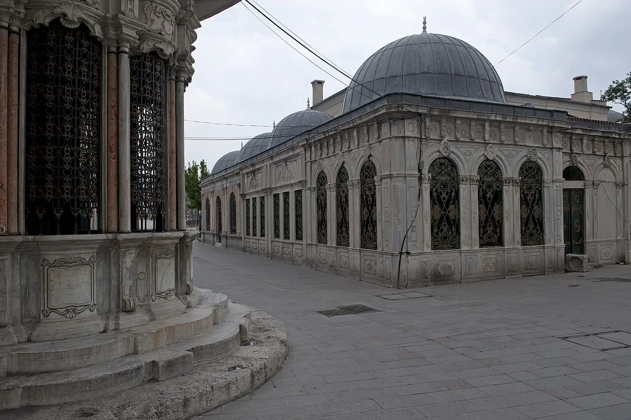 Mihrişah Valide Sultan Sebili ve Çeşmeleri - İstanbul