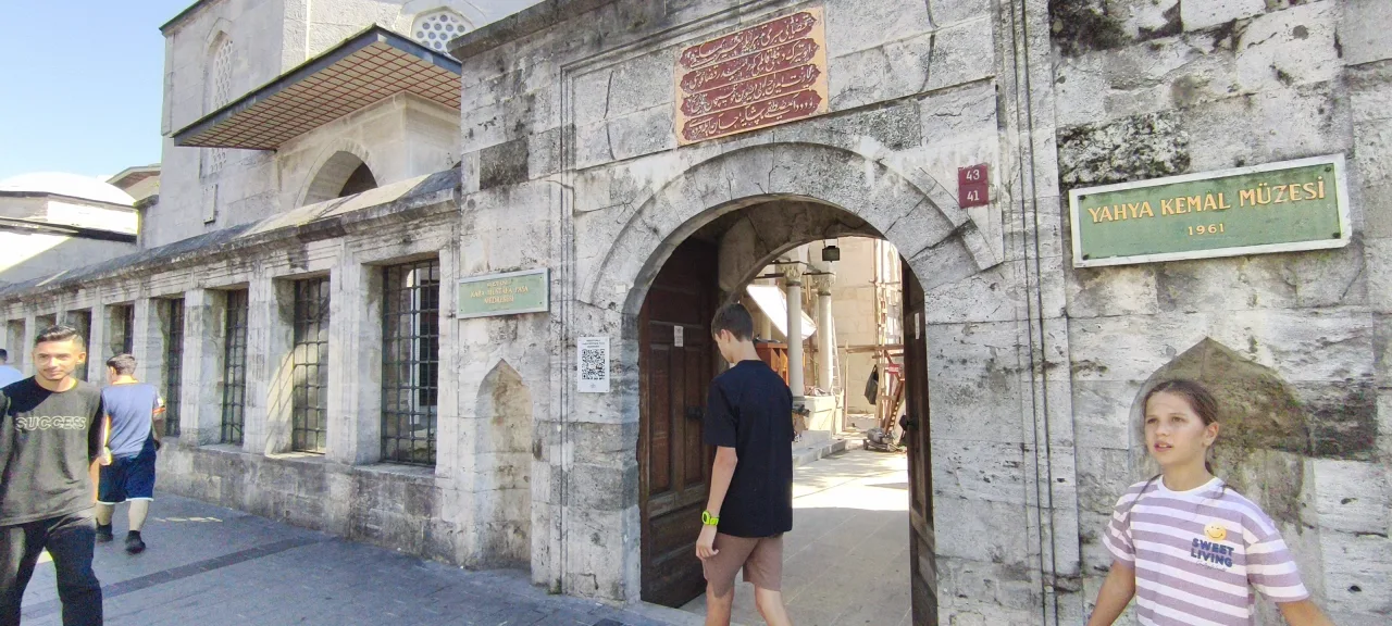Mustafa Paşa Medresesi - İstanbul