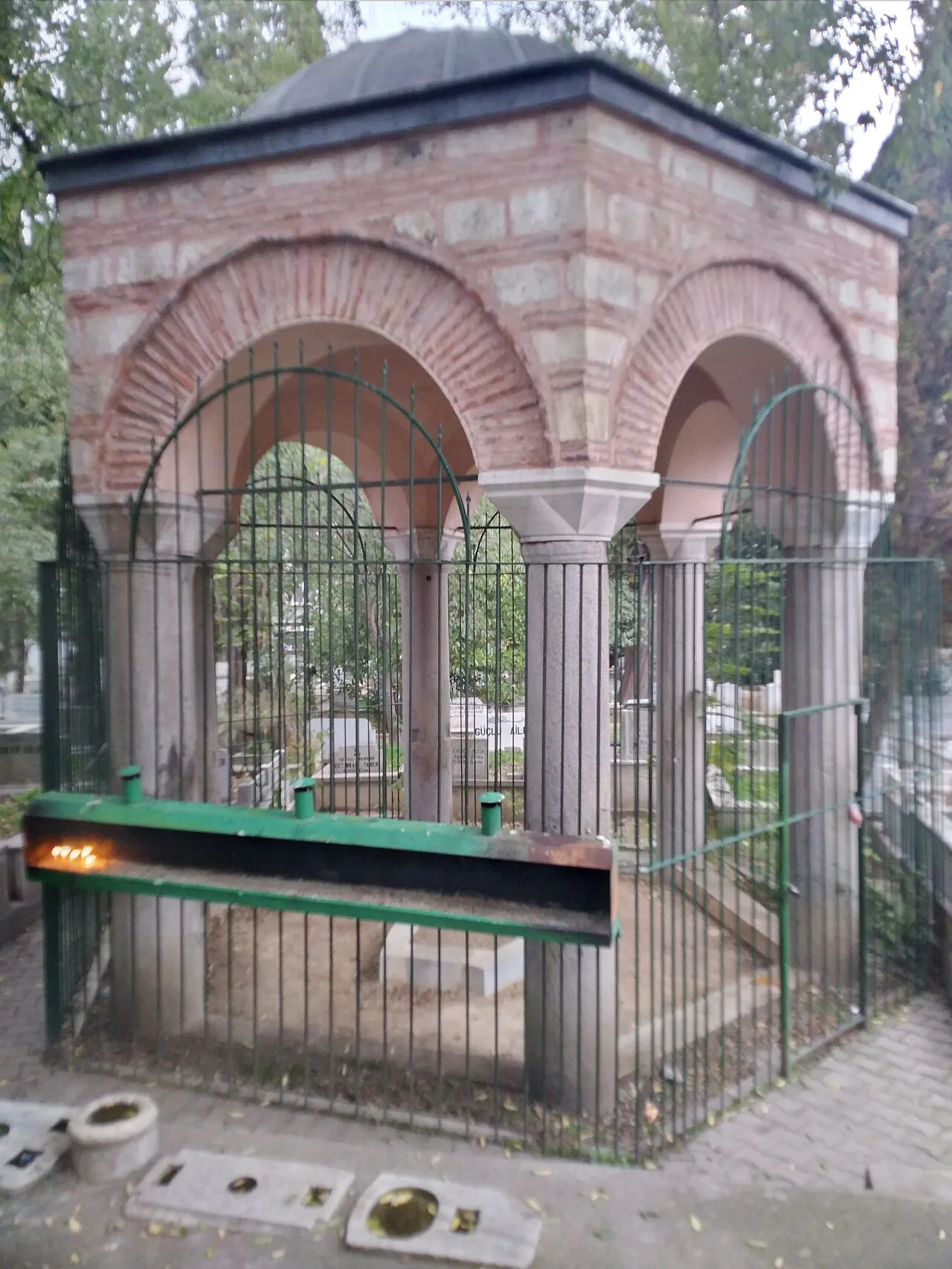 Nişancı Hamza Pasha Tomb - İstanbul
