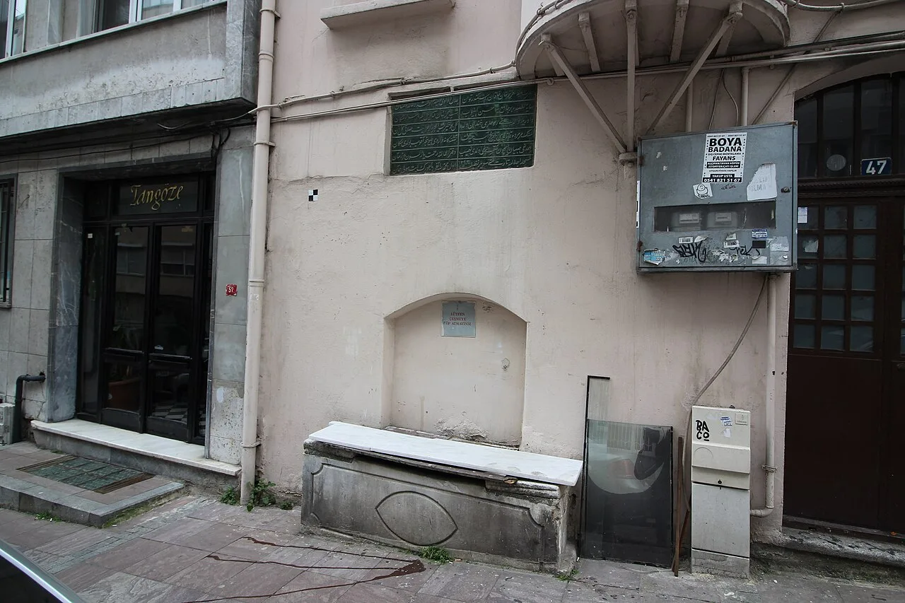 Raif Ağa Çeşmesi - İstanbul