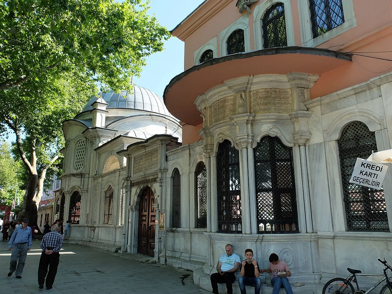 Şah Sultan Türbesi - İstanbul