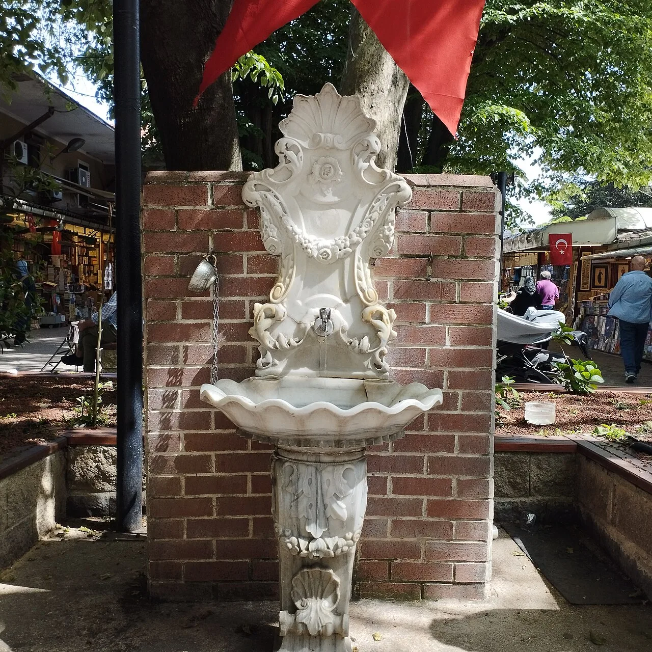 Sahaflar Bazaar Fountain - İstanbul