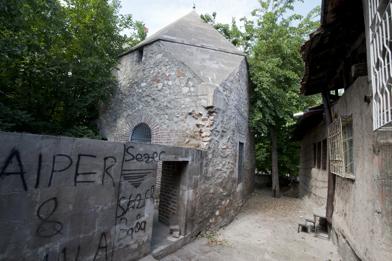 Sefer Baba Türbesi - İstanbul