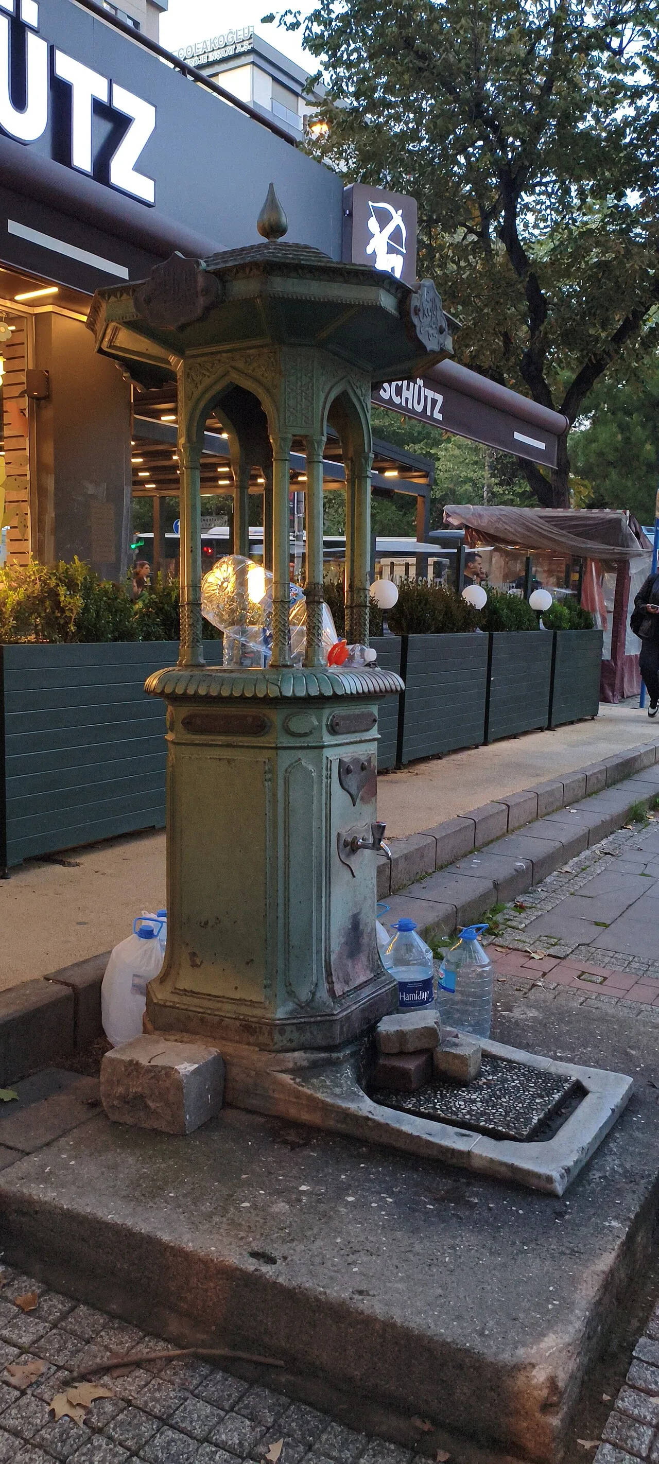 Şehremaneti Çeşmesi (Göztepe) - İstanbul
