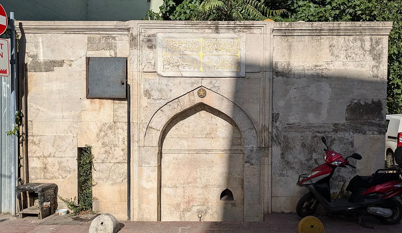 Silahtar Yakup Ağa Çeşmesi - İstanbul