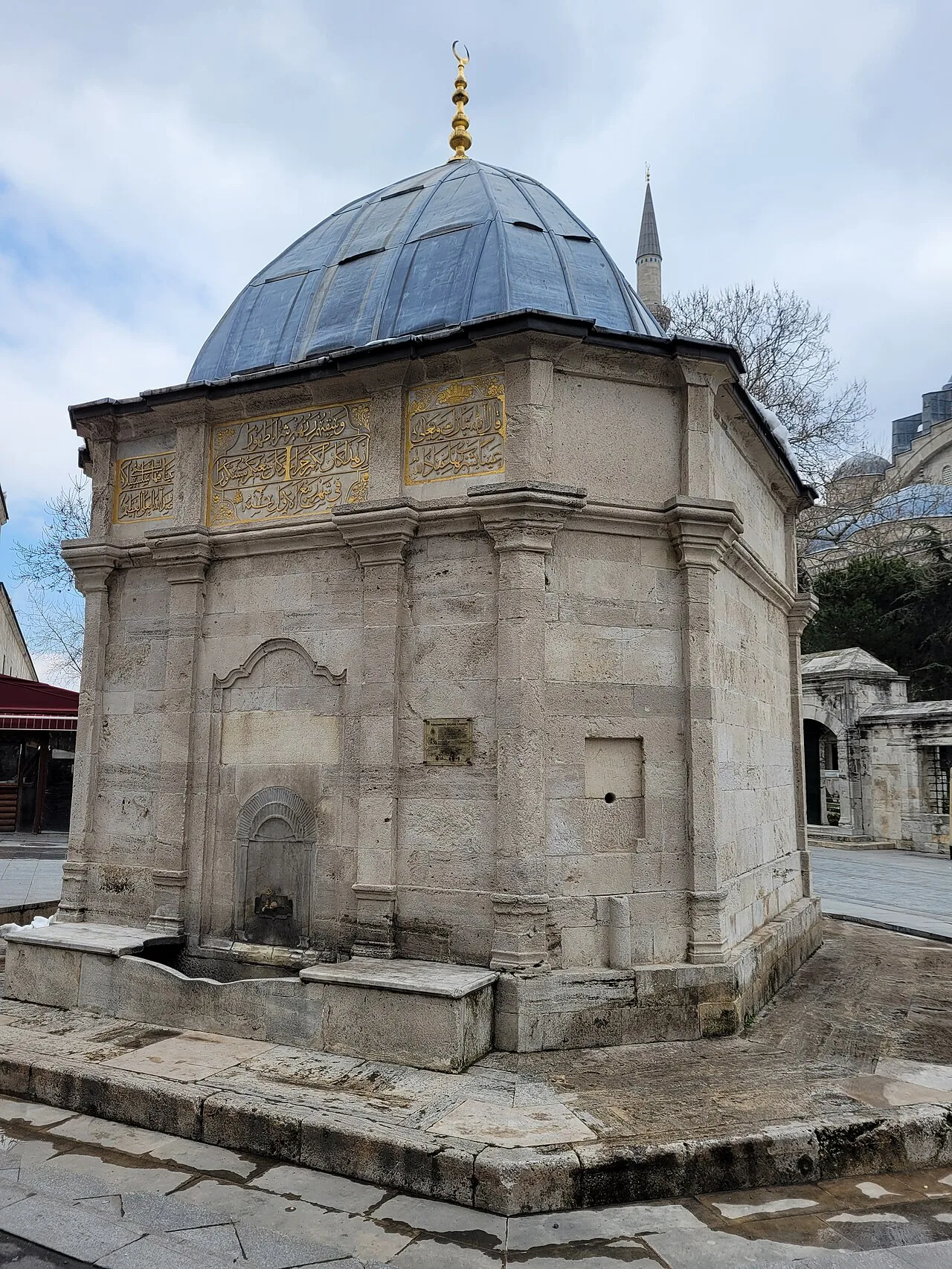 Süleymaniye Meydan Çeşmesi - İstanbul