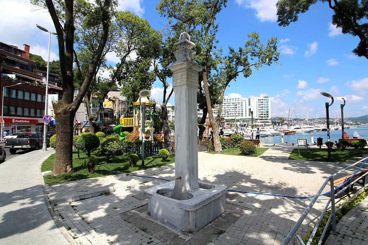Sultan Mahmut II Khan Fountain - İstanbul