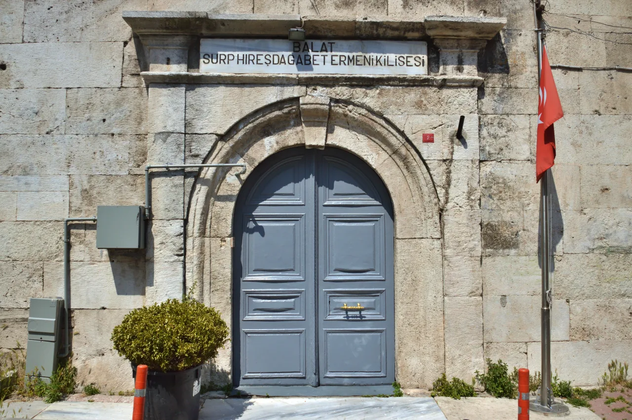 Surp Hreşdagabet Kilisesi - İstanbul