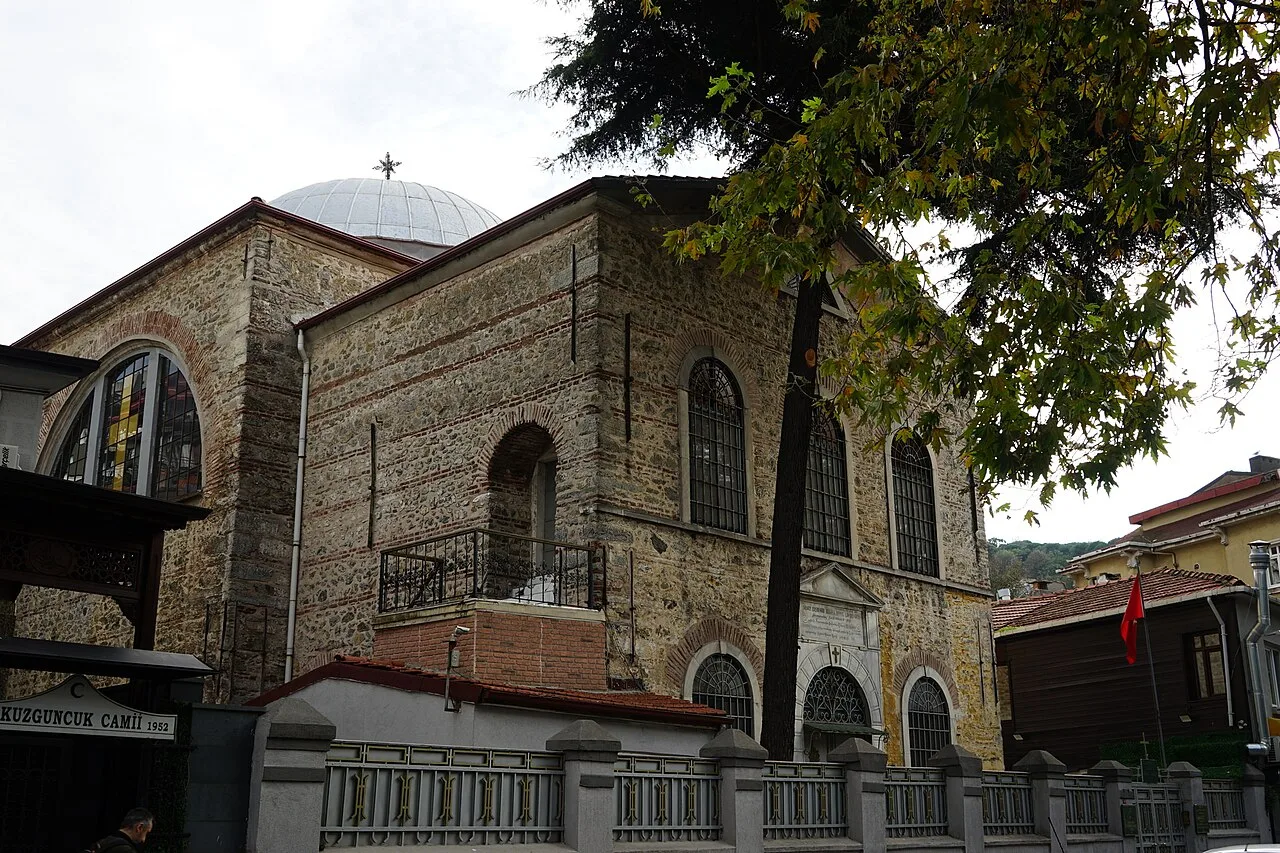 Surp Krikor Lusavoriç Ermeni Kilisesi Çeşmesi, Kuzguncuk - İstanbul