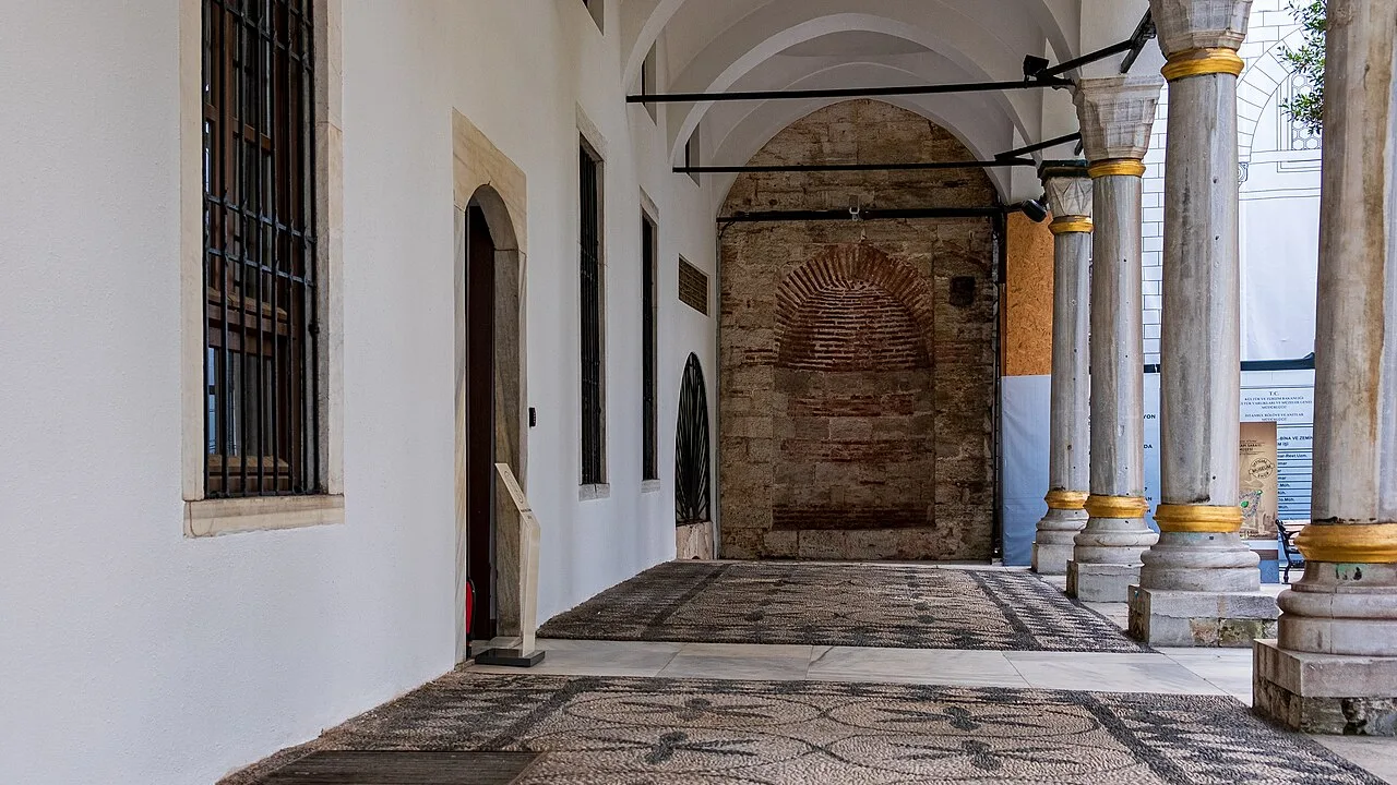 Topkapı Sarayı Hazine Koğuşu - İstanbul