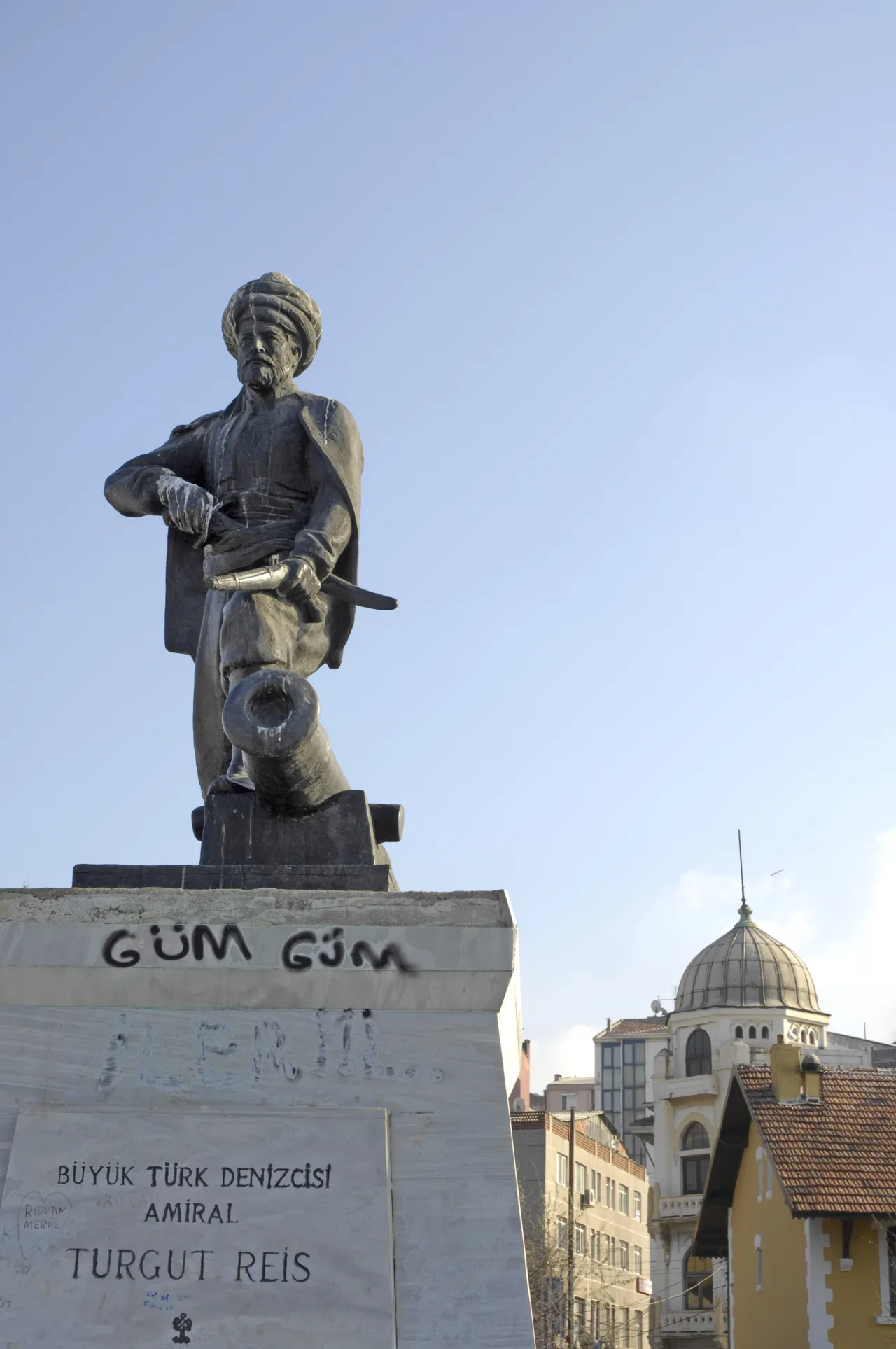 Turgut Reis Anıtı - İstanbul