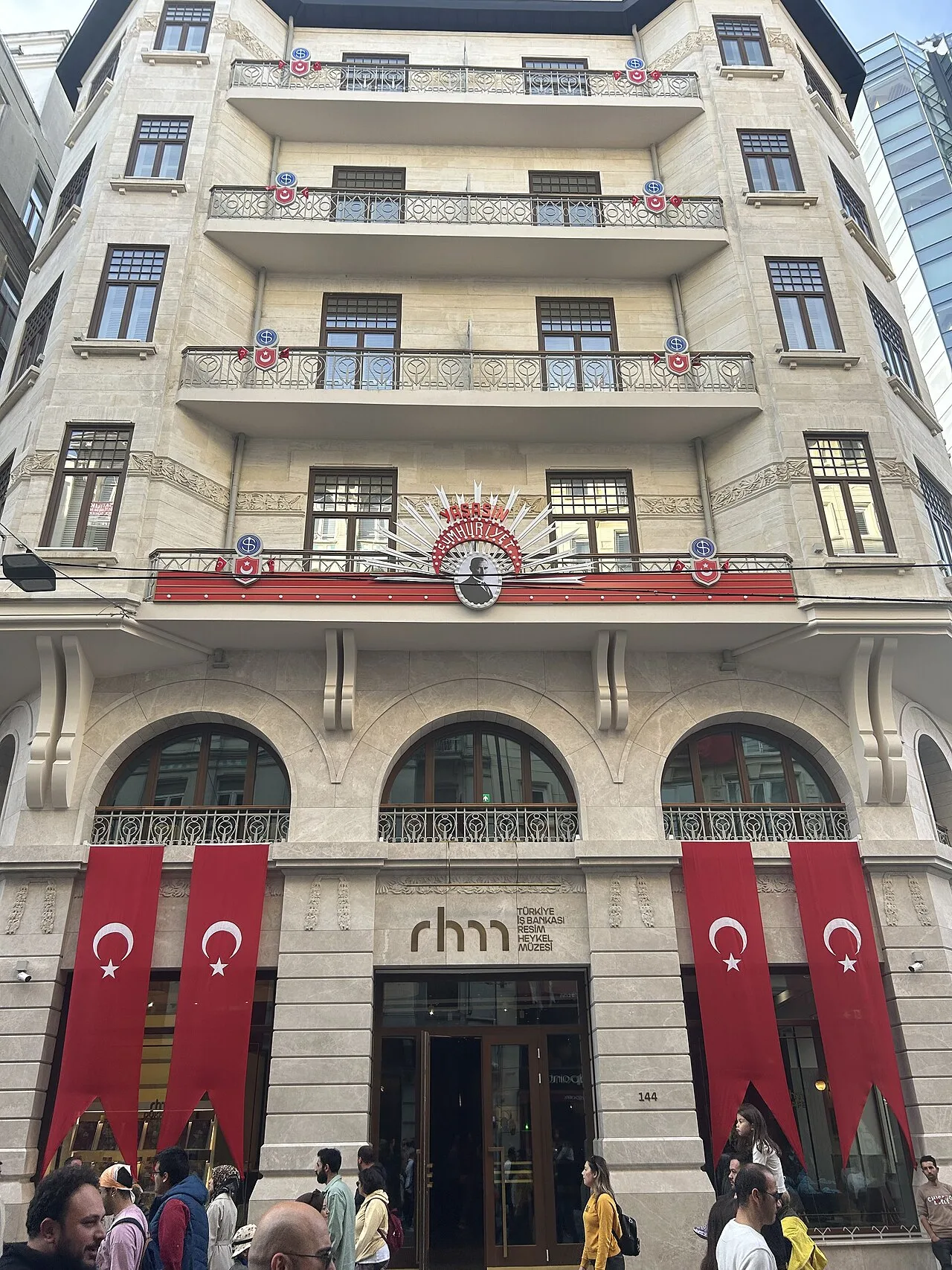 Türkiye İş Bankası Painting and Sculpture Museum - İstanbul