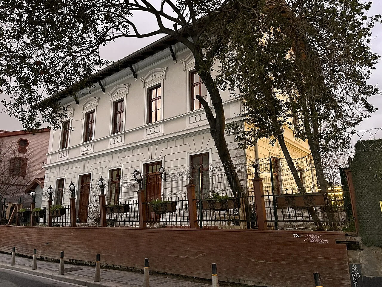 Yeşilköy Tren İstasyonu - İstanbul