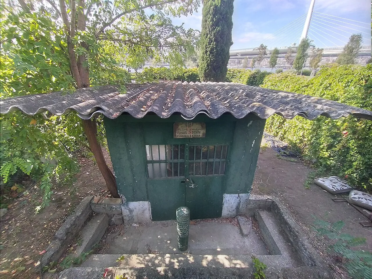 Yunus Dede Tomb - İstanbul