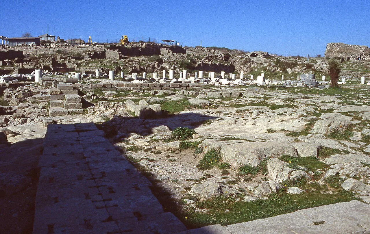 Athena Tapınağı (Bergama) - İzmir