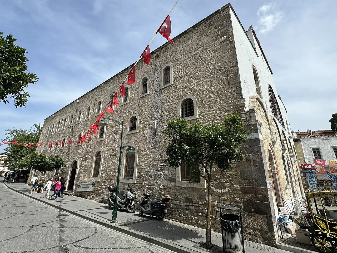 Ayios Haralambos Kilisesi - İzmir