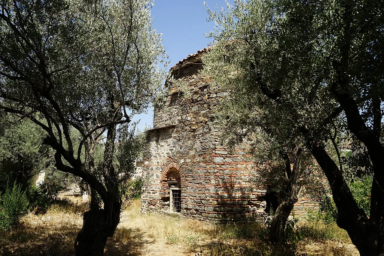 Cağaloğlu Ali Paşa Türbesi - İzmir