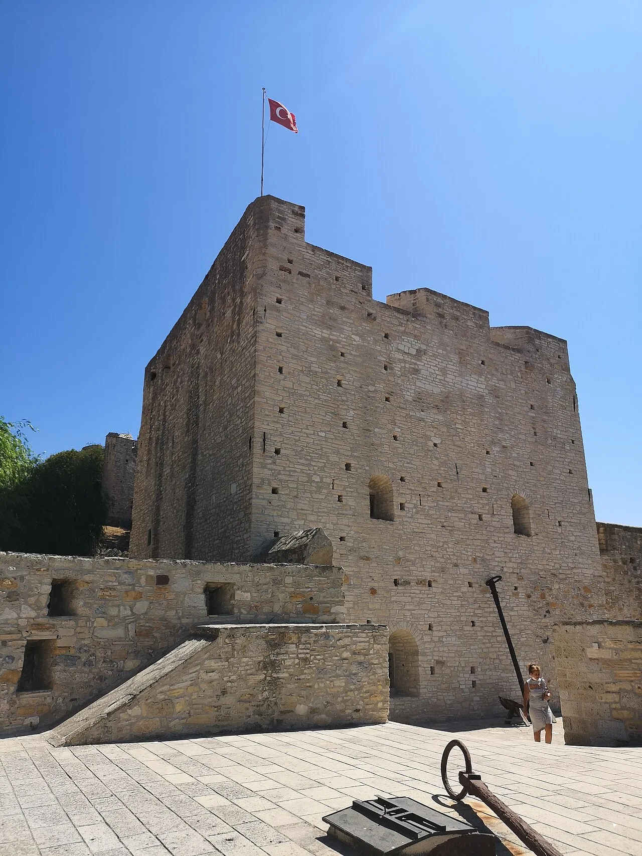 Çeşme Kalesi - İzmir