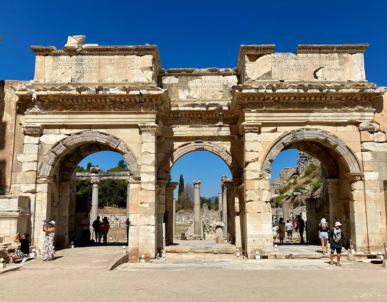 Güney Kapısı (Agora) - İzmir