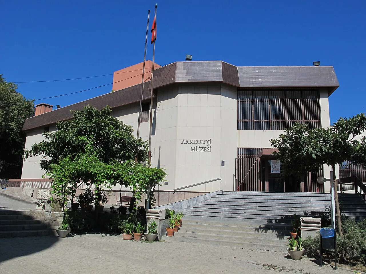 İzmir Archaeological Museum - İzmir