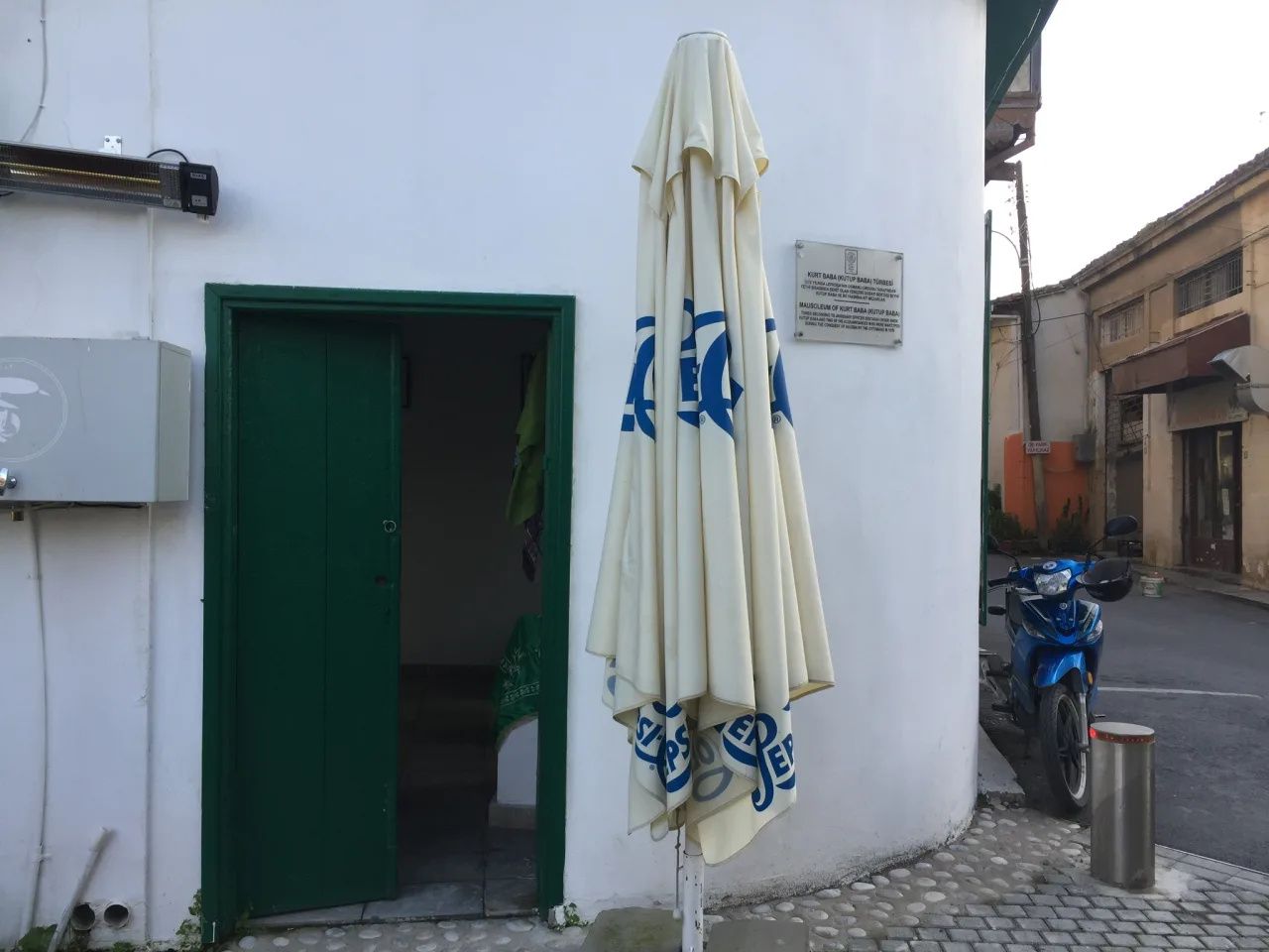 Kurt Baba Tomb - İzmir