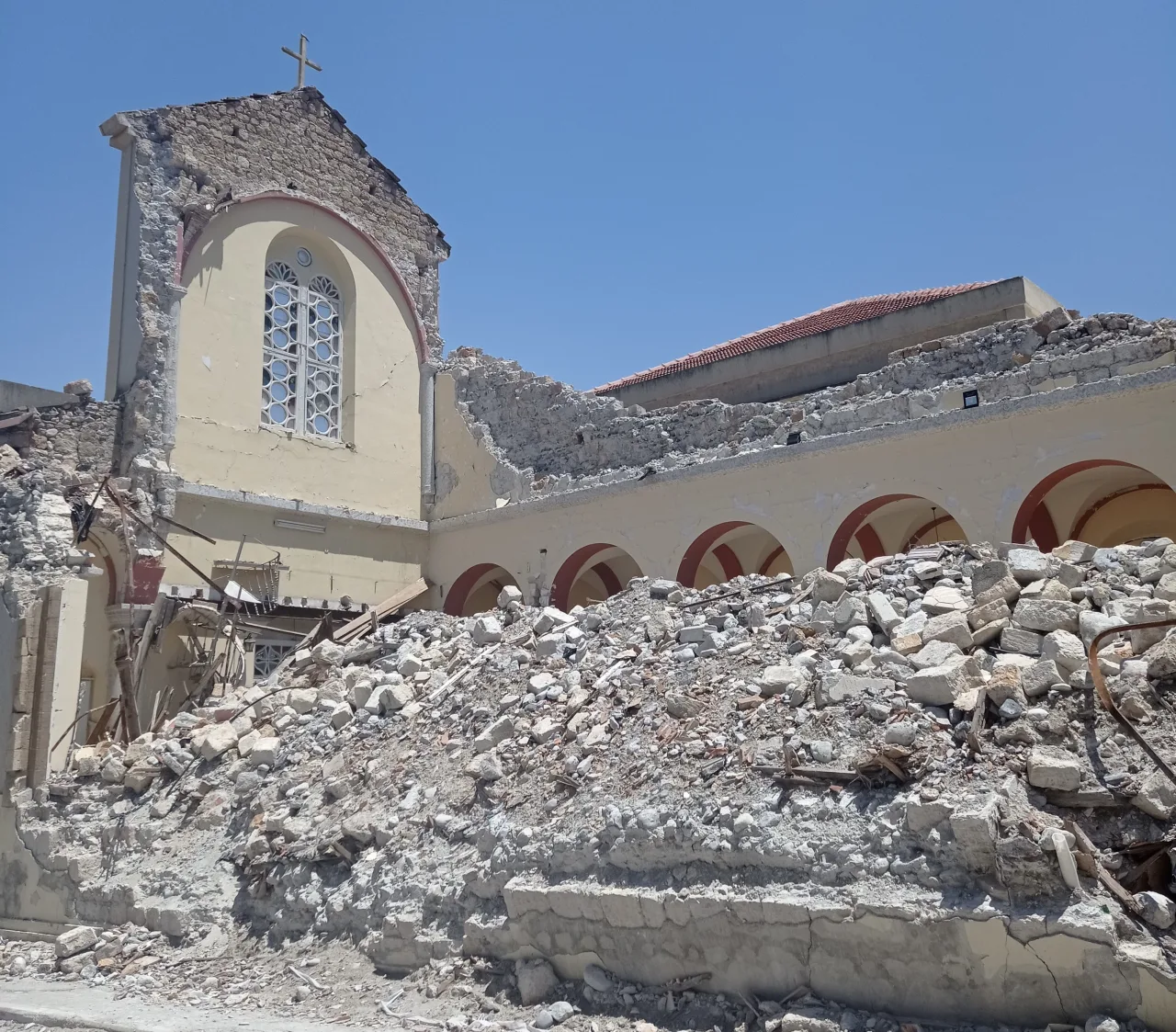 Latin Katolik Kilisesi - İzmir
