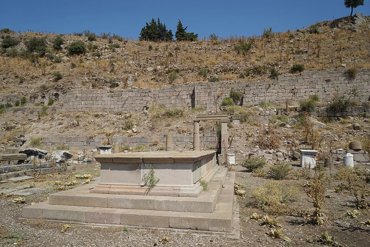 Pergamon Demeter Tapınağı - İzmir
