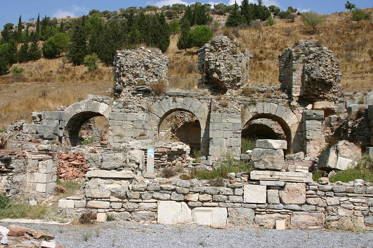 Yukarı Gymnasion / Devlet Agorası Hamamları - İzmir