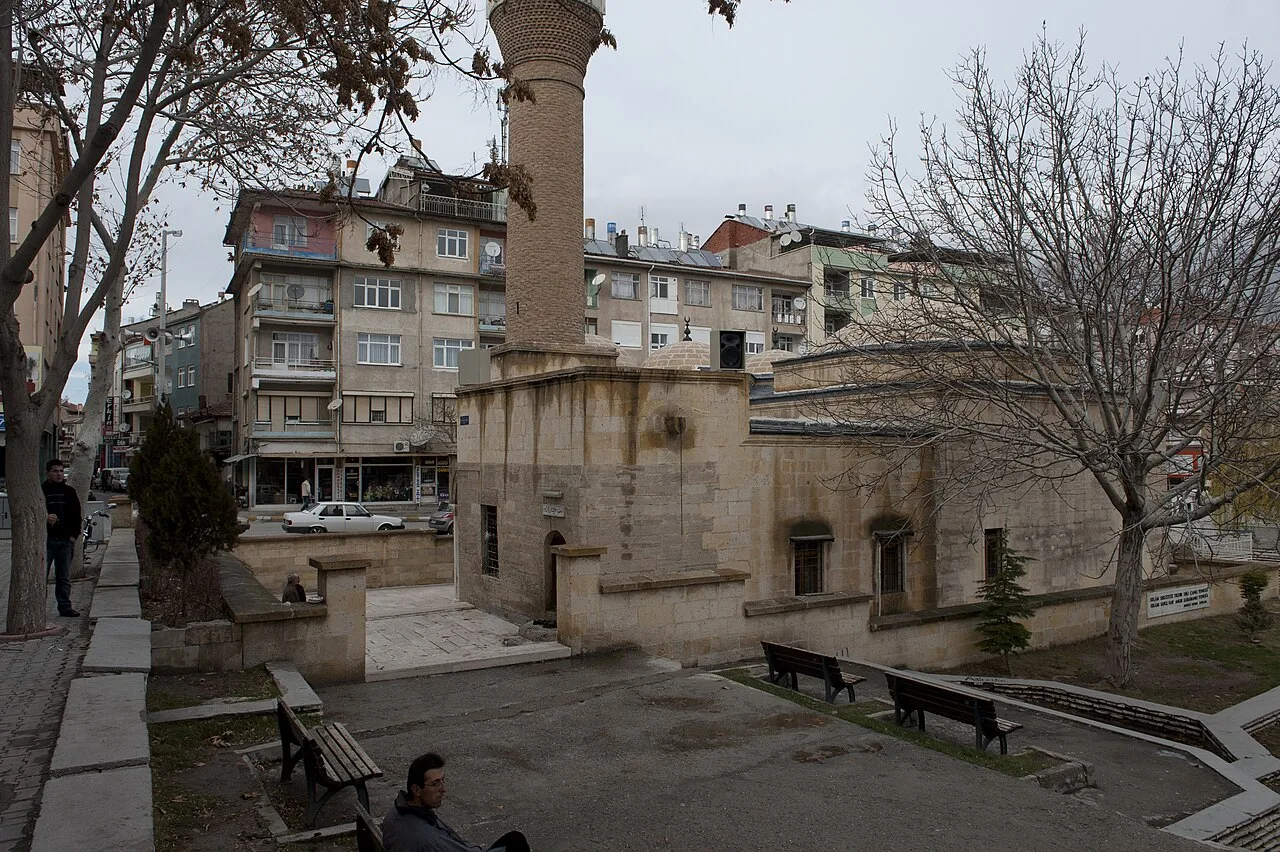 Yunus Emre Mosque ve Türbesi - Karaman