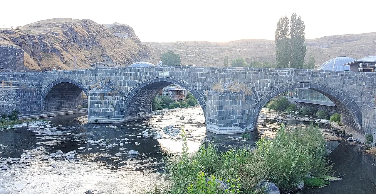 III. Murat Köprüsü - Kars