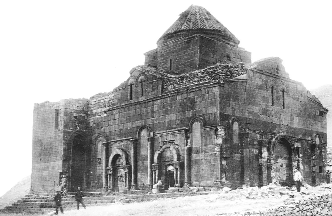 Tekor Bazilikası - Kars