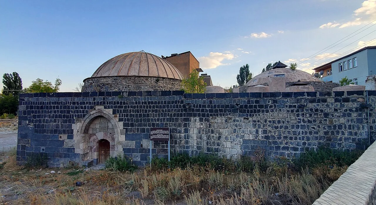 Topçuoğlu Baths - Kars