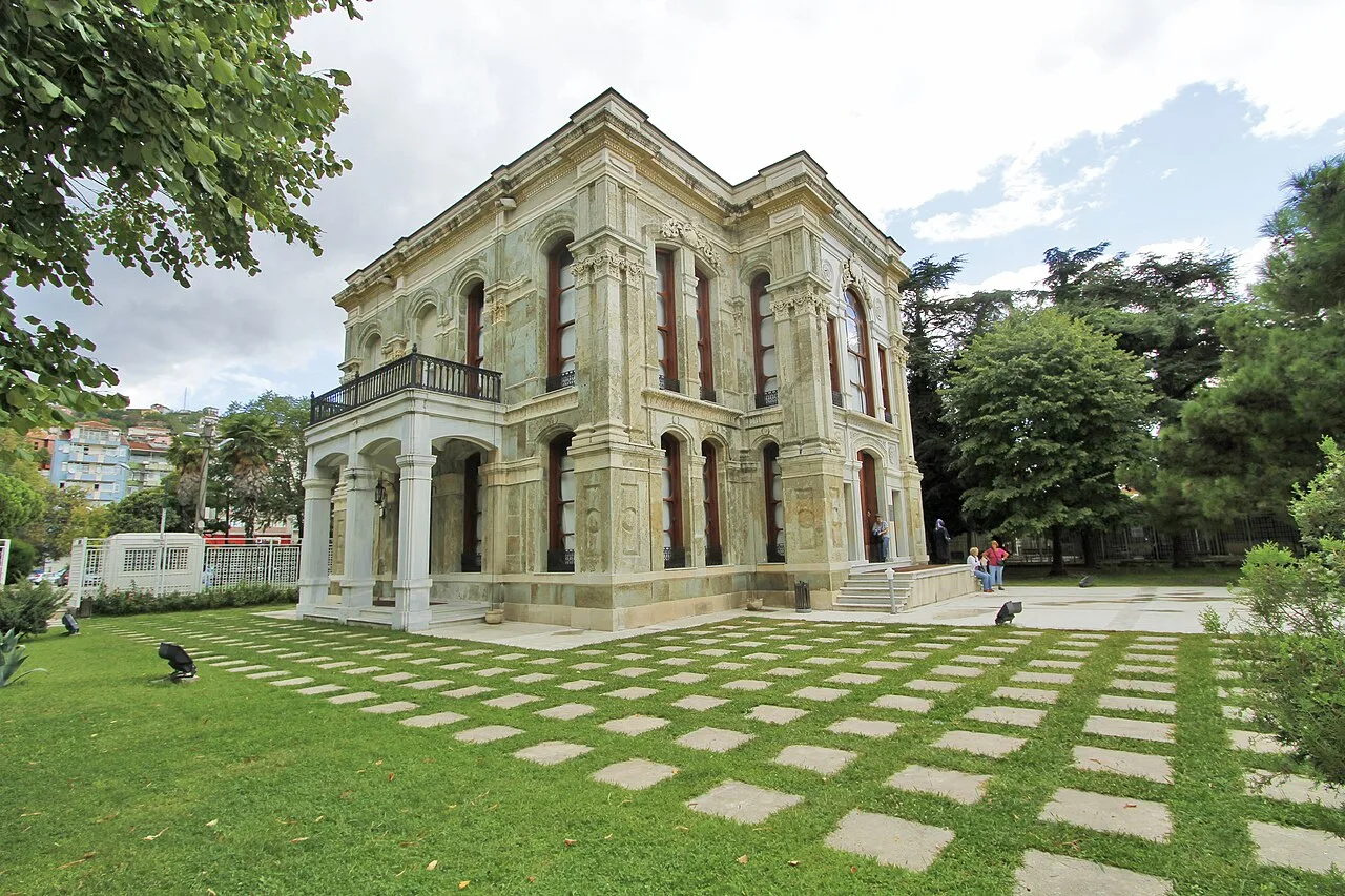 Av Köşkü Saray Müzesi - Kocaeli