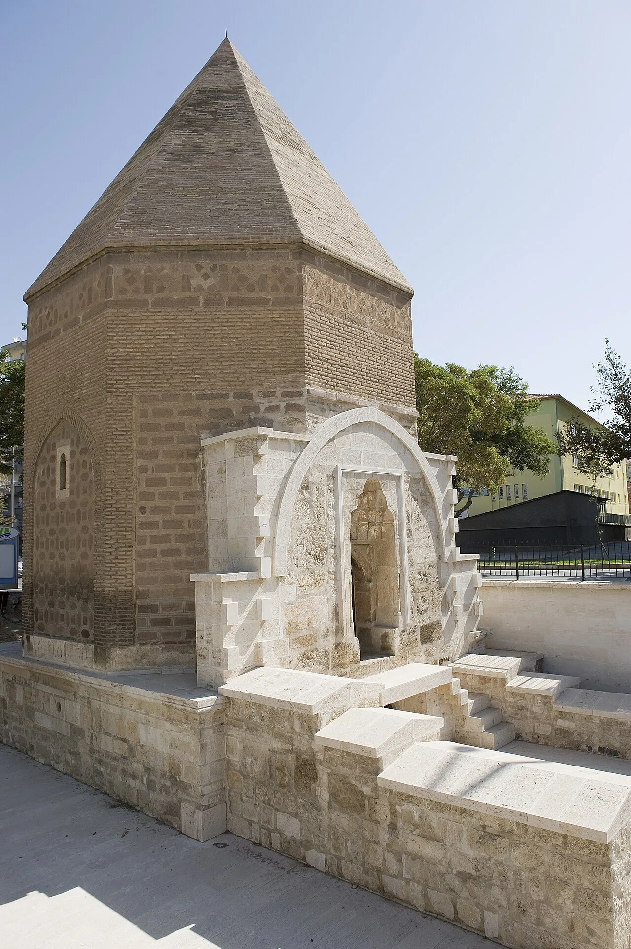 Kalender Baba Türbesi - Konya