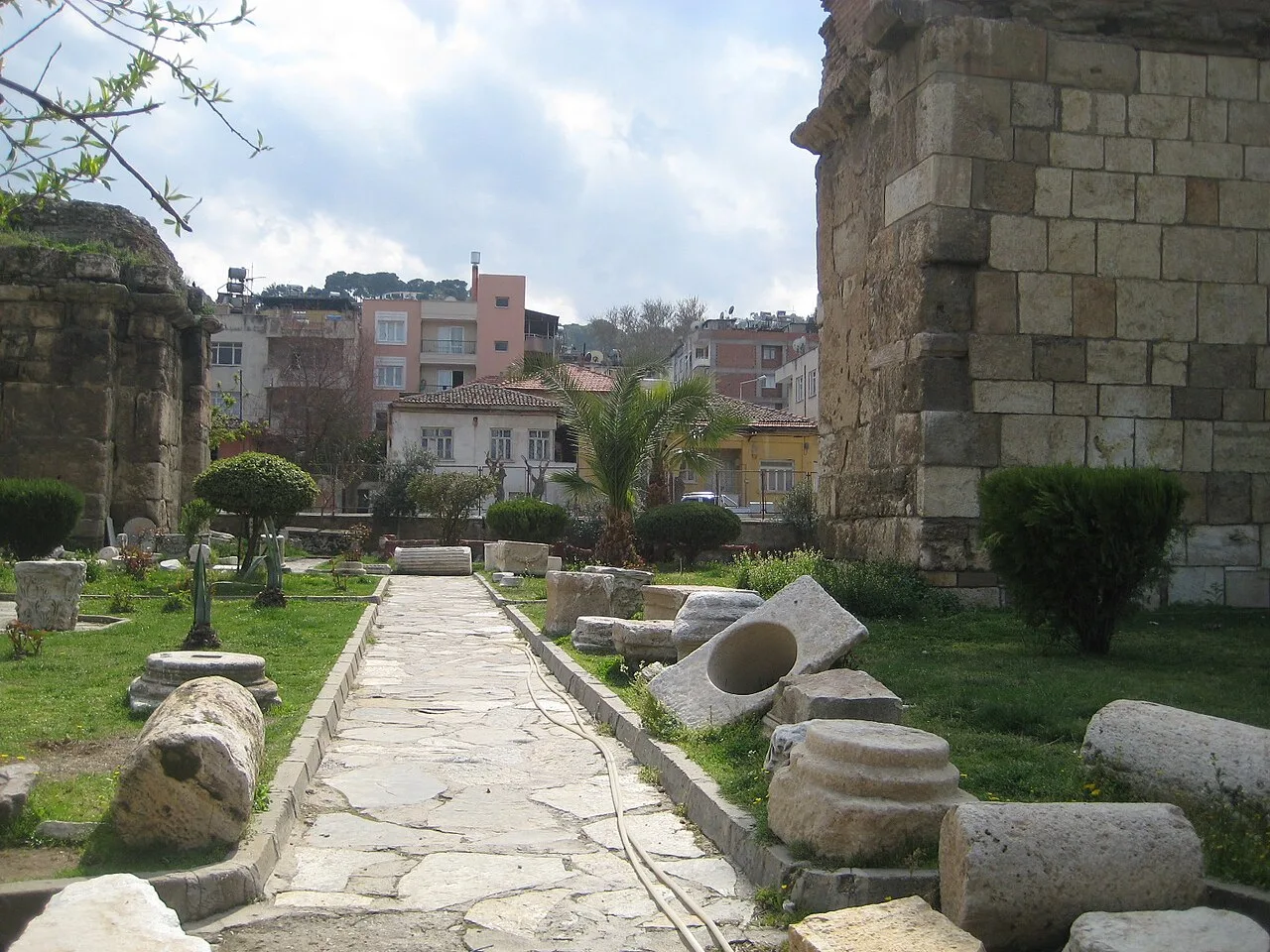 Alaşehir Tren İstasyonu - Manisa
