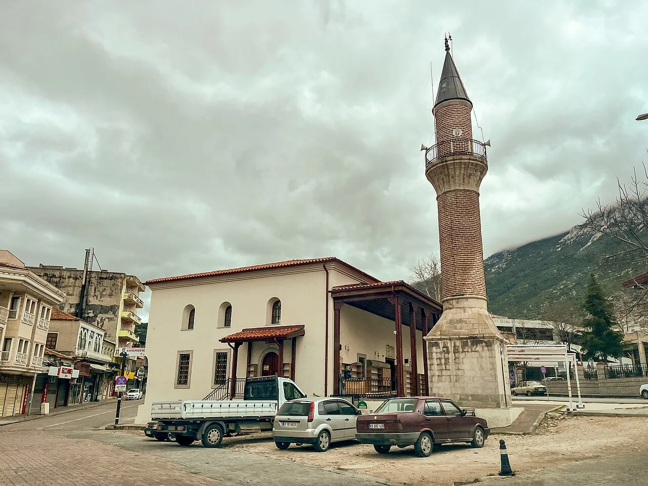 Karaosmanoğlu Camii - Manisa