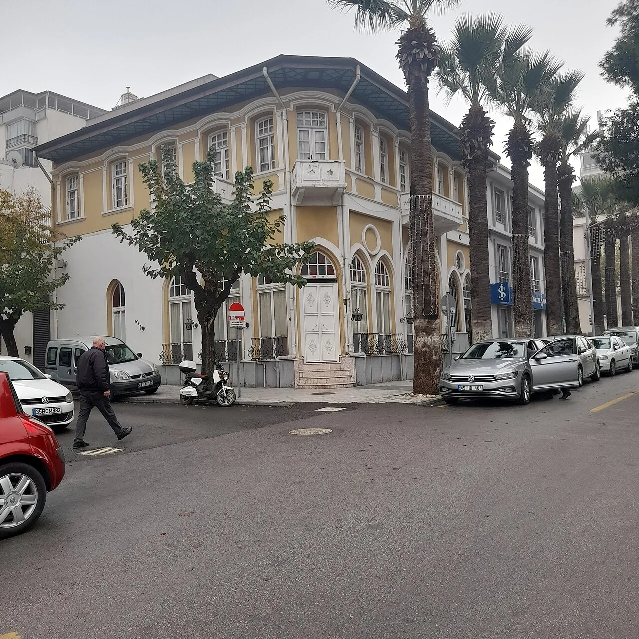 Park Hotel building - Manisa