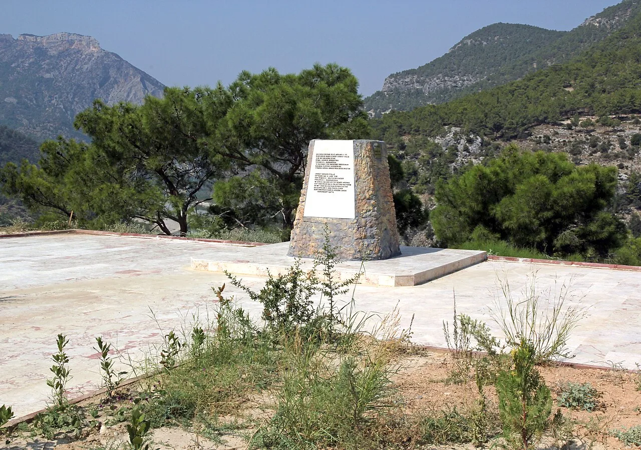 Frederic Barbarossa Anıtı - Mersin