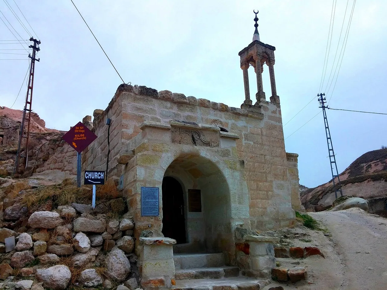 Çavuşin Köyü Eski Kaya Cami - Nevşehir