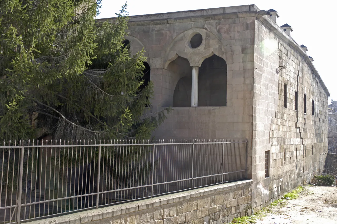 Ak Medrese - Niğde