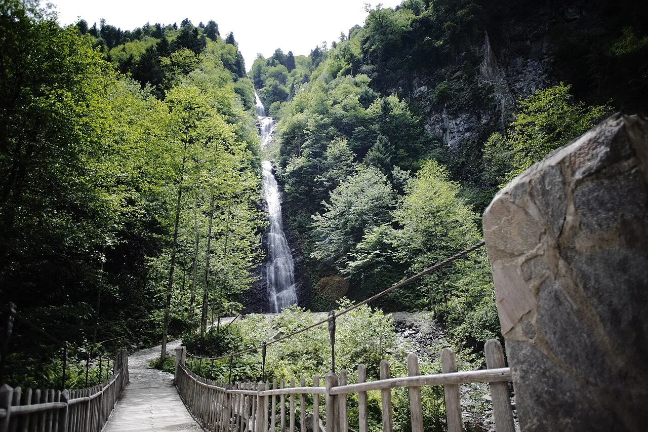 Bulut Şelalesi - Rize