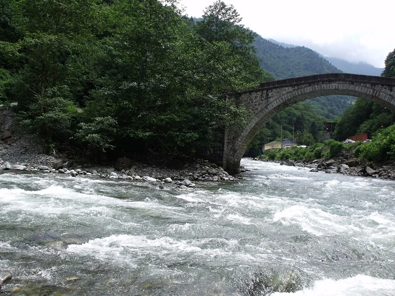 Çamlıhemşin Ham Köprüsü - Rize