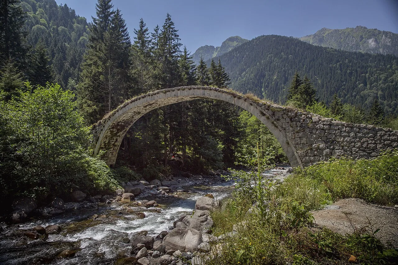 Çat Köprüsü - Rize