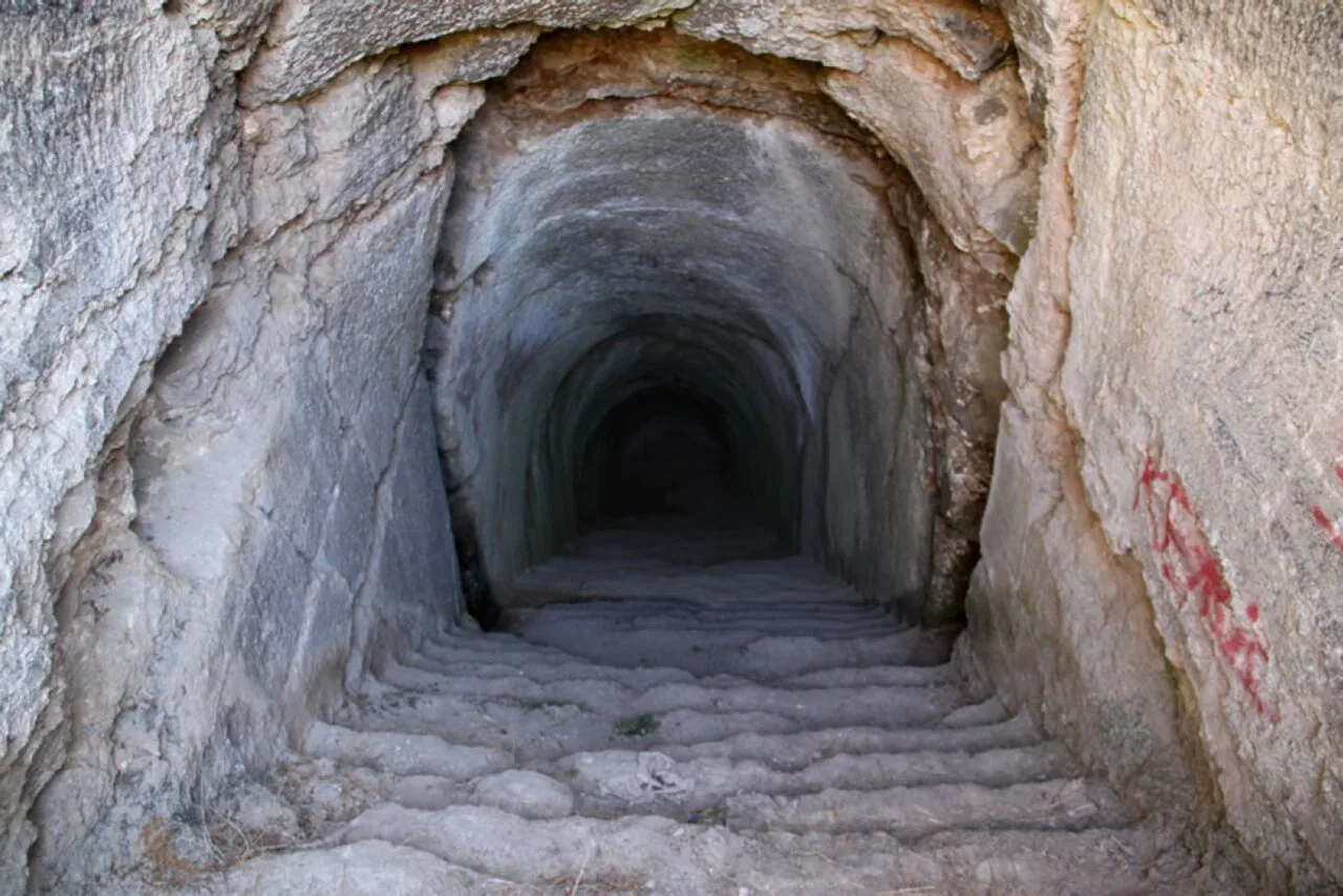 Dışkapı Höyüğü (Hafik) - Sivas