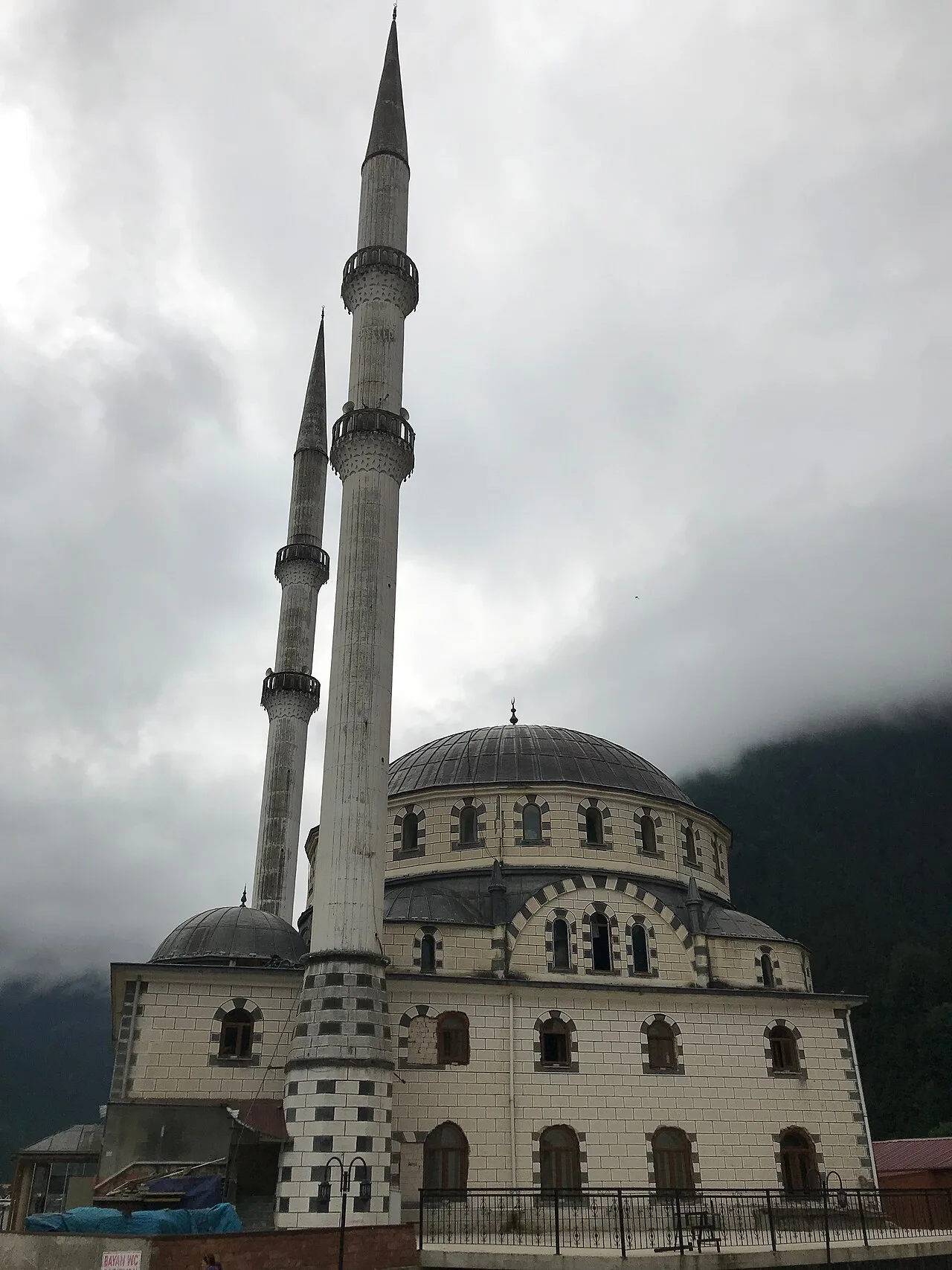 Gölbaşı Mosque - Trabzon