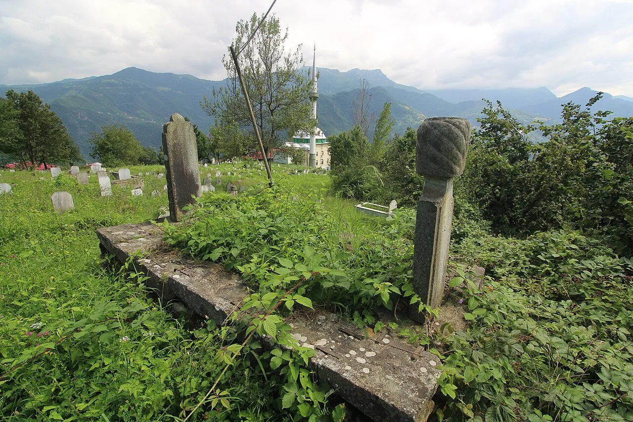 Kestanelik Cami Haziresi, Araklı - Trabzon