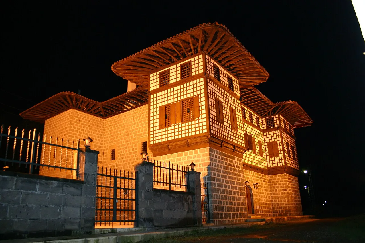 Yakupoğlu Memiş Ağa Konağı - Trabzon