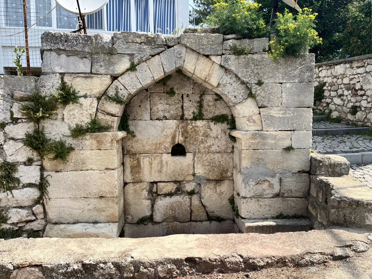 Kale Çeşmesi - Tunceli