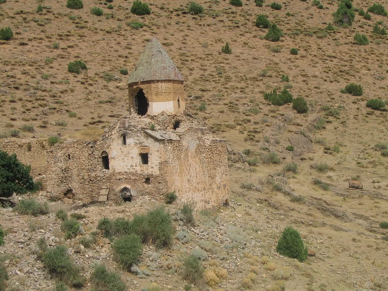 Garmravank - Van