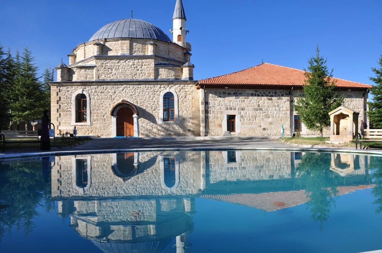 Emirci Sultan Tomb and Mosque - Yozgat